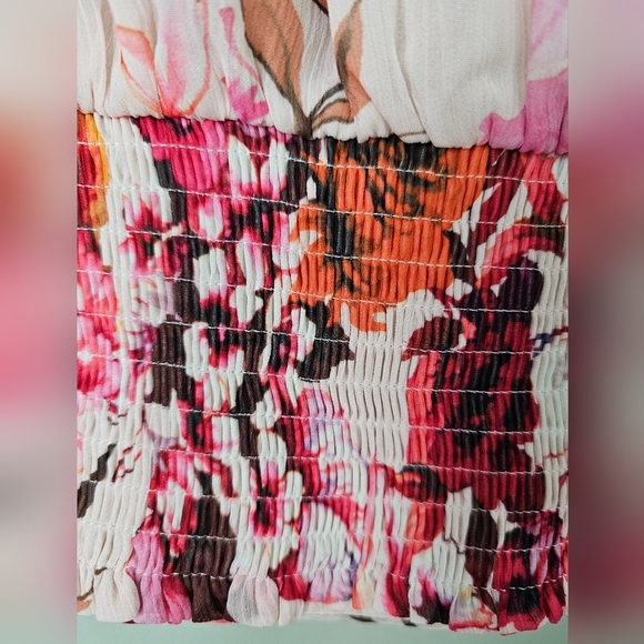 NWOT Express Pink Floral V-Neck Long Sleeve Faux Wrap Pleated Waist Top, XS - Picture 9 of 11